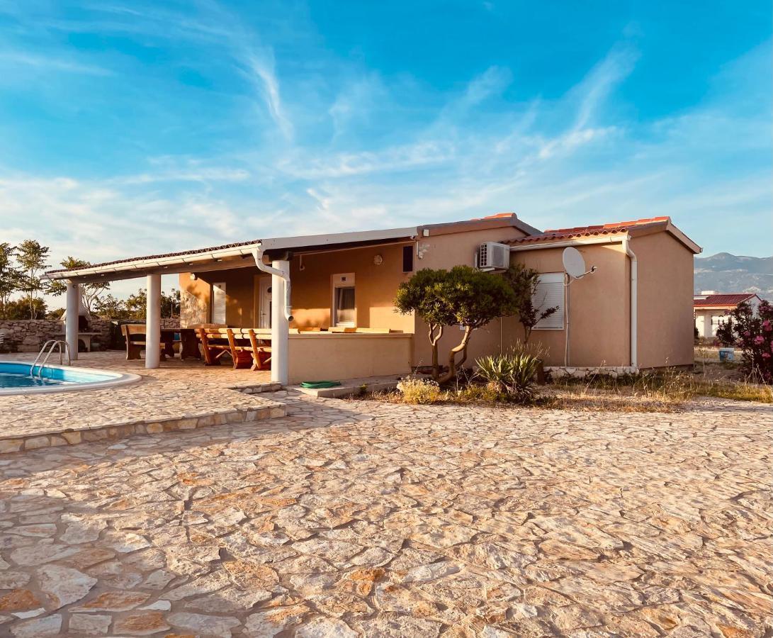 Beautiful Secluded Area Near Novalja Vacation House With Pool And Sea View Villa Lara Exterior foto